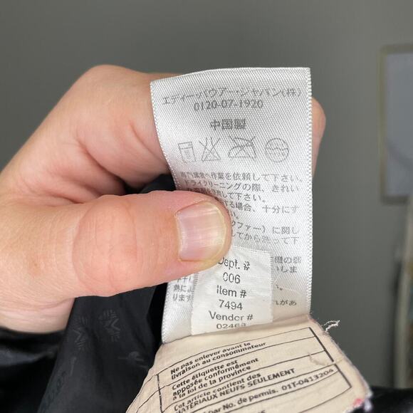 Eddie Bauer Womens Lodge Goose Down Quilted Black Parka without hood size Large - Picture 12 of 12